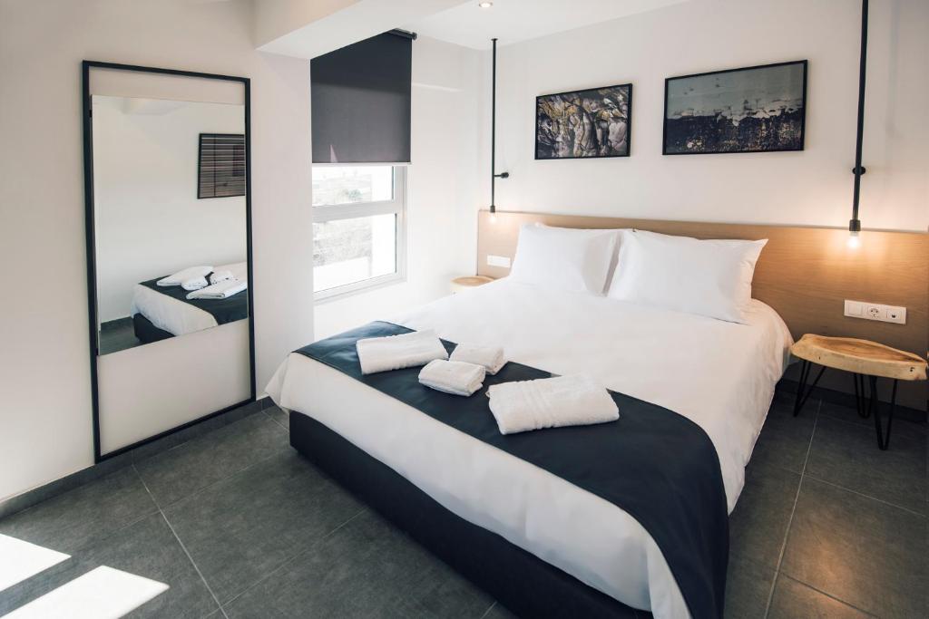 Двухместный (Стандартный двухместный номер с 1 кроватью или 2 отдельными кроватями, вид на море) отеля White Luxury, Салоники