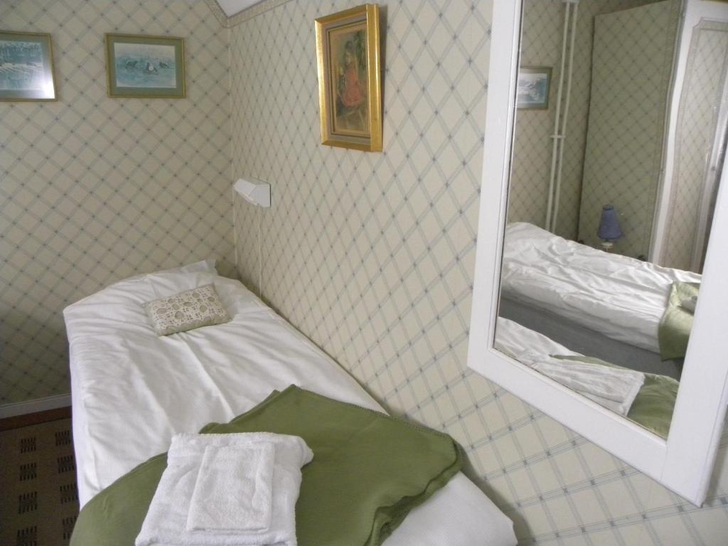 Двухместный (Двухместный номер с 1 кроватью или 2 отдельными кроватями) отеля Gits Gård, Фалькенберг