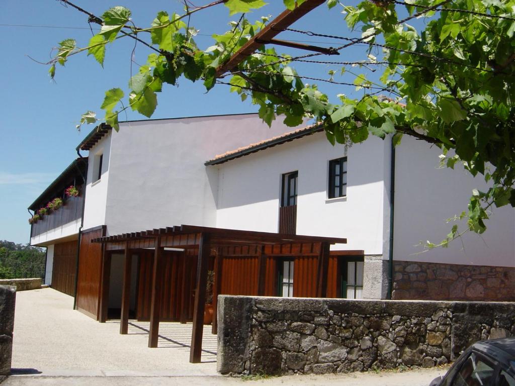 Номер (Дом с 1 спальней) отеля Quinta Do Burgo - Turismo Rural, Амариш