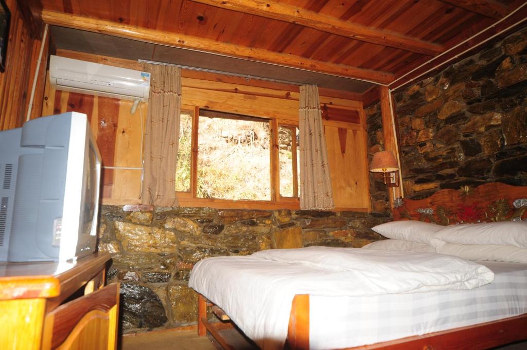 Двухместный (Двухместный номер с 1 кроватью и собственной ванной комнатой) гостевого дома Sean Spring Guesthouse, Шангри-Ла (Тибет)