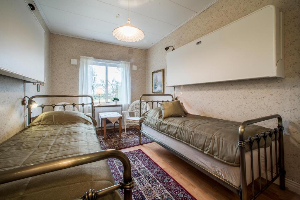 Двухместный (Двухместный номер эконом-класса с 2 отдельными кроватями) хостела Anna´s Bed & Kitchen, Варберг