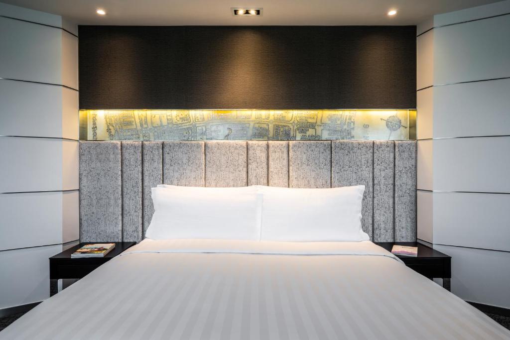 Сьюит (Люкс с 2 спальнями) отеля Grand Mercure Shanghai Hongqiao, Шанхай