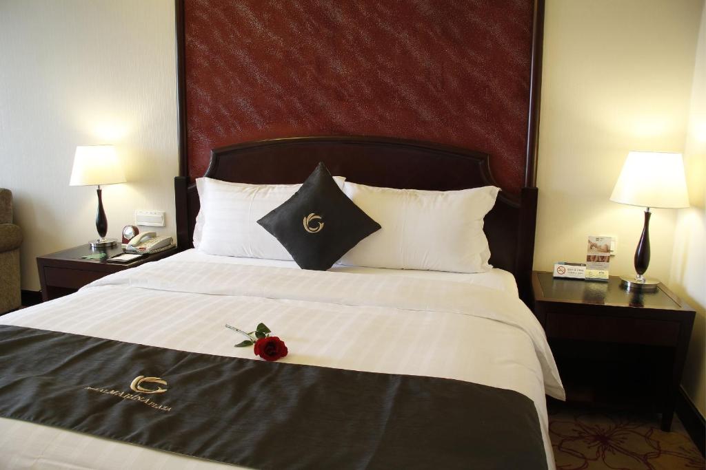 Двухместный (Двухместный номер Делюкс с 1 кроватью) отеля The Royal Marina Plaza Hotel Guangzhou, Гуанчжоу