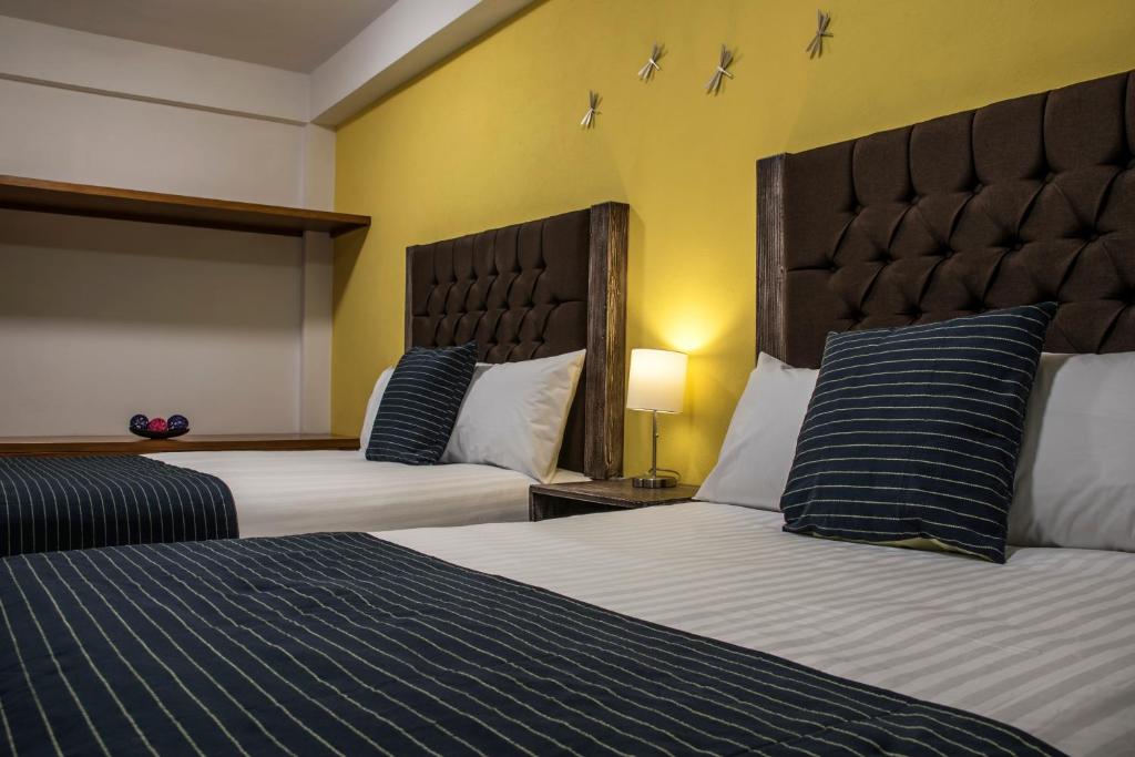 Двухместный (Номер с 2 кроватями размера «queen-size») отеля Hotel Casa Aurora, Керетаро