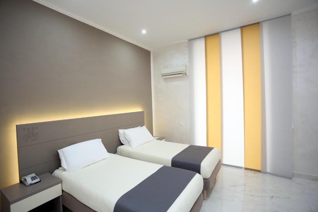 Двухместный (Двухместный номер с 1 кроватью или 2 отдельными кроватями (для 1 взрослого)) отеля Hotel Vergilius Billia, Неаполь