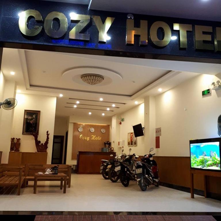 Отель Cozy Hotel, Куинён