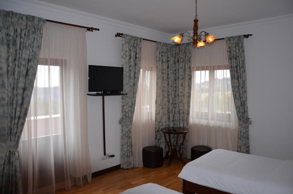 Двухместный (Стандартный двухместный номер с 2 отдельными кроватями) отеля Pensiunea Zana Muntilor, Бистрица