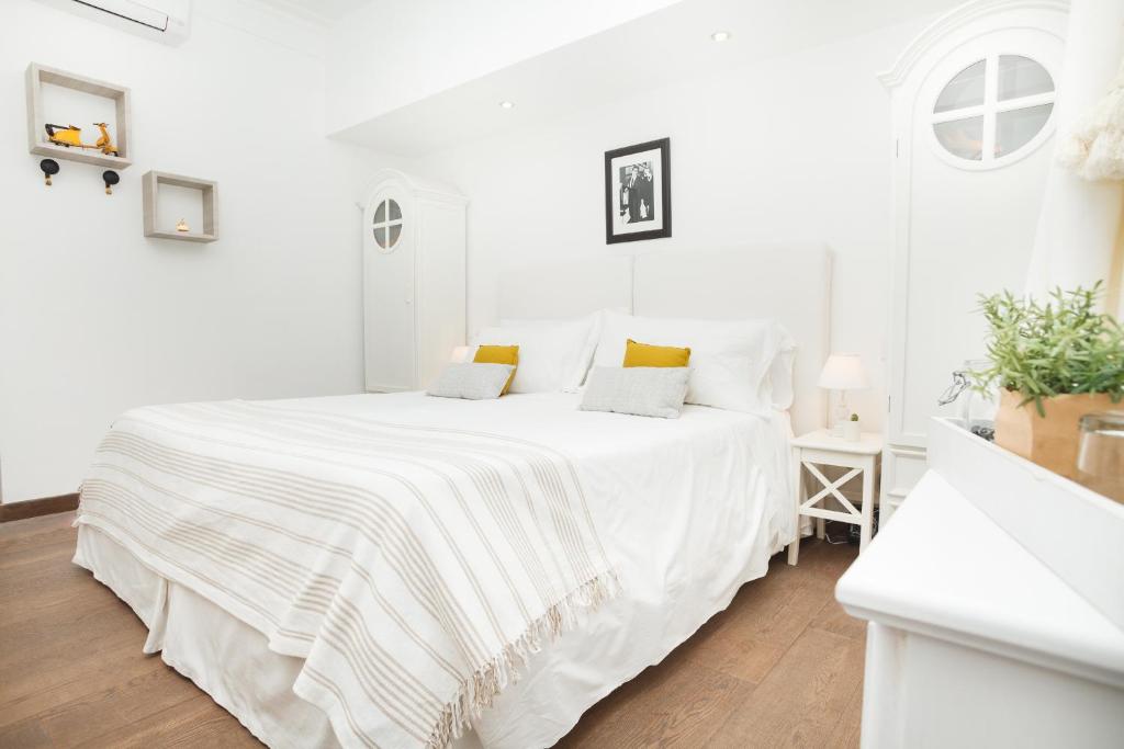 Двухместный (Классический двухместный номер с 1 кроватью или 2 отдельными кроватями) отеля Casa Di Capri, Капри