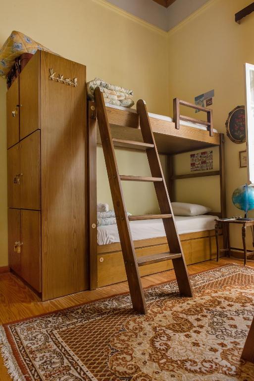 Номер (Кровать в общем номере с 6 кроватями и общей ванной комнатой) хостела Athens Quinta, Афины
