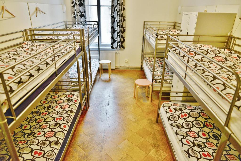 Номер (Односпальная кровать в 8-местном общем номере для гостей обоего пола) хостела Hostel Diana Park, Хельсинки