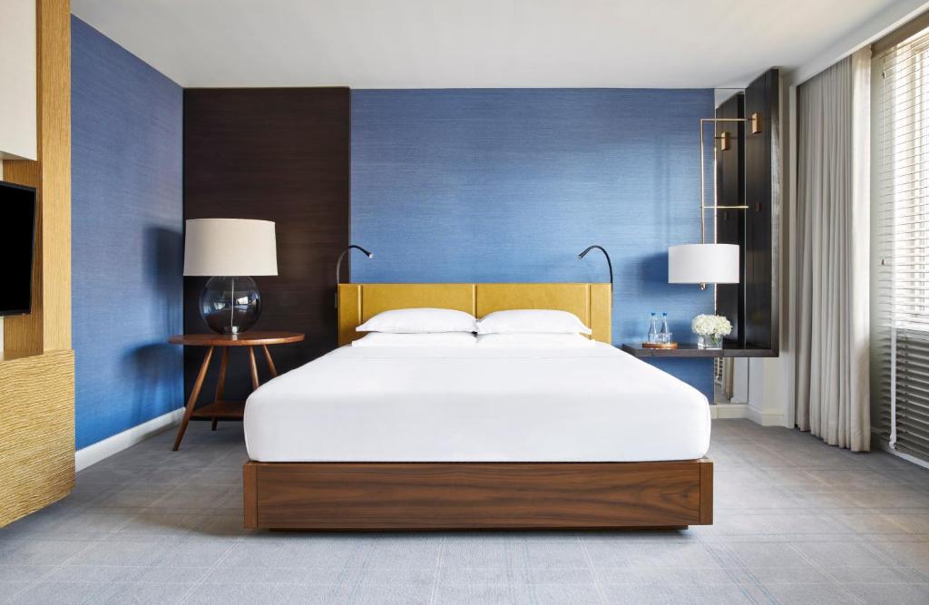 Двухместный (Стандартный номер с кроватью размера «king-size» и ванной) отеля Park Hyatt Washington, Вашингтон