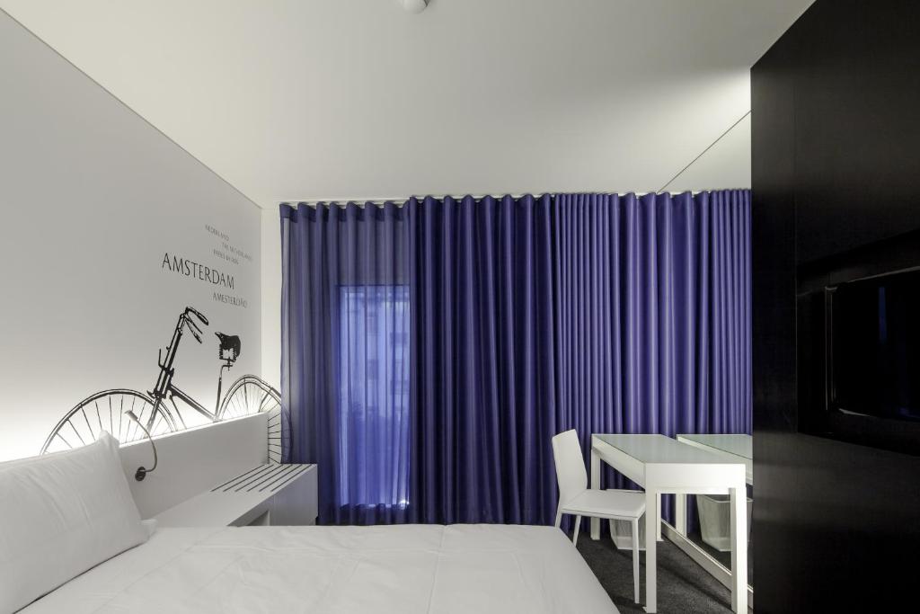 Двухместный (Улучшенный двухместный номер с 1 кроватью) отеля Hotel 3K Europa, Лиссабон