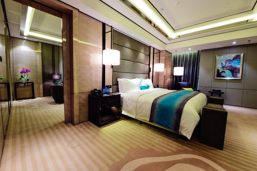 Сьюит (Deluxe Suite-China Mainland citizens with Chinese ID card only), Tylfull Hotel