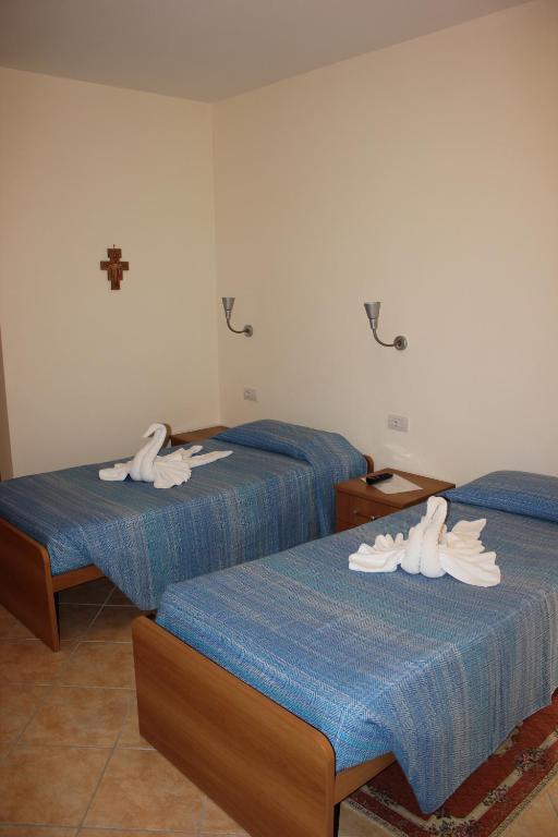 Двухместный (Двухместный номер с 2 отдельными кроватями) гостевого дома Casa per Ferie Rosaz, Рим