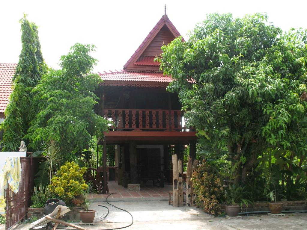 Загородный отель Teak House Chiang Mai, Чиангмай
