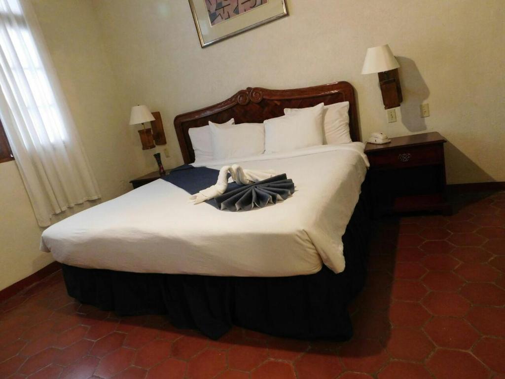 Двухместный (Стандартный номер с кроватью размера «king-size») отеля Hotel Urdiñola Saltillo, Сальтильо