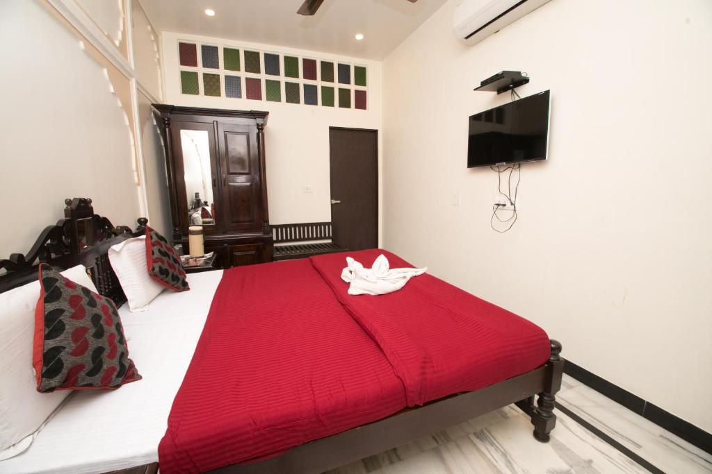 Двухместный (Стандартный двухместный номер с 1 кроватью) отеля Hotel Kalyan, Джайпур