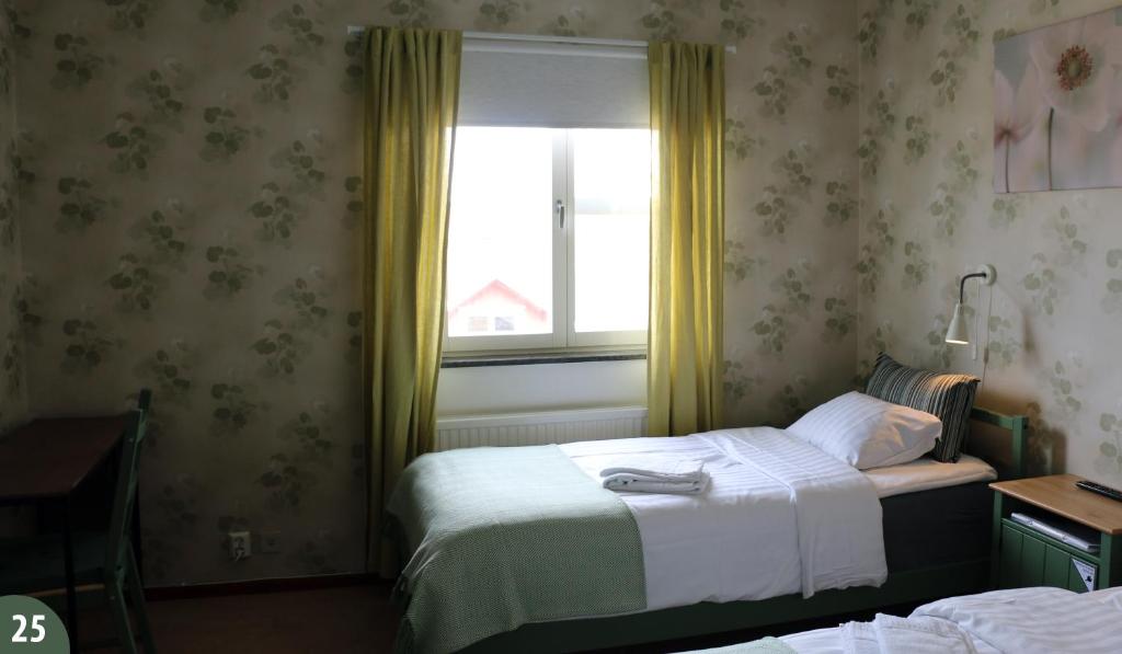 Одноместный (Одноместный номер с собственной ванной комнатой) отеля Svefi Vandrarhem, Хапаранда