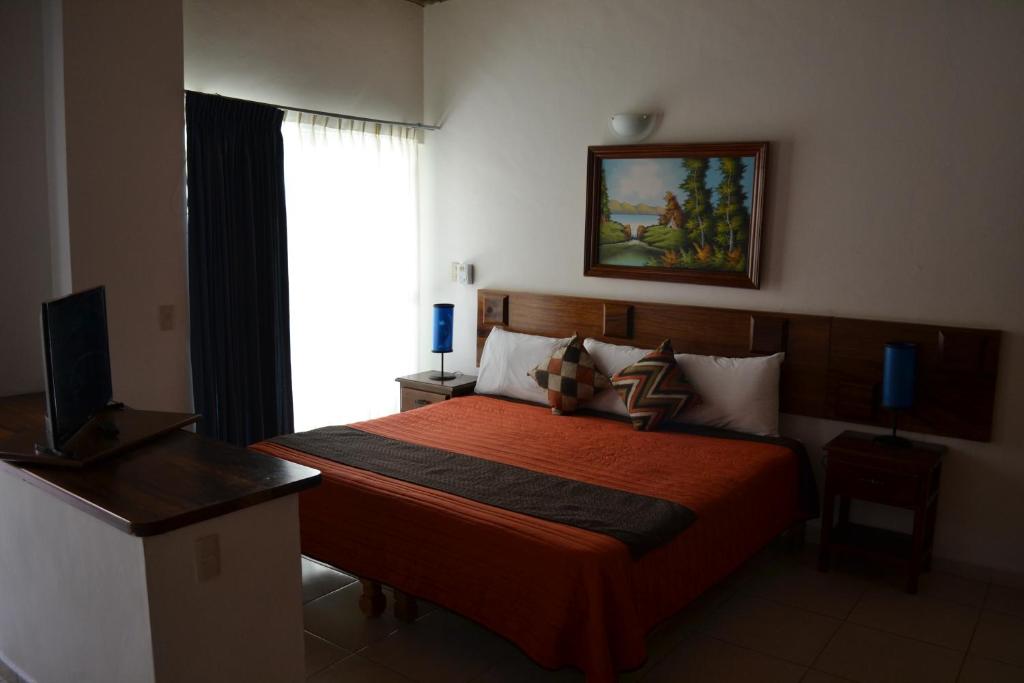 Двухместный (Двухместный номер с 1 кроватью) отеля La Joya del Lago, Ахихик