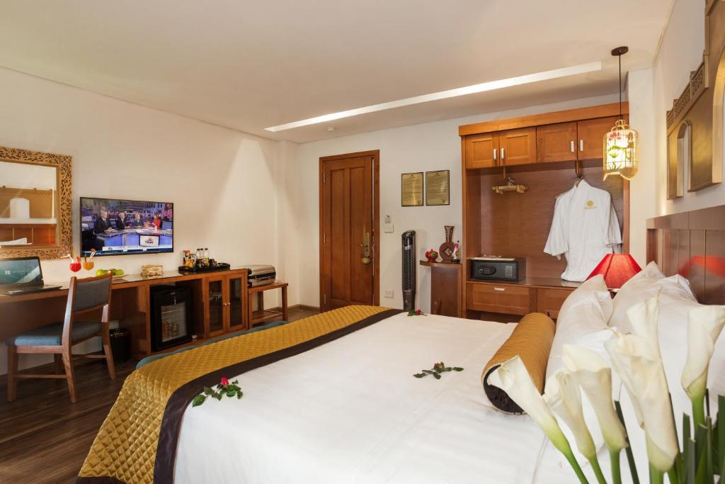 Двухместный (Двухместный номер с 1 кроватью или 2 отдельными кроватями) отеля Hanoi Golden Holiday Hotel, Ханой