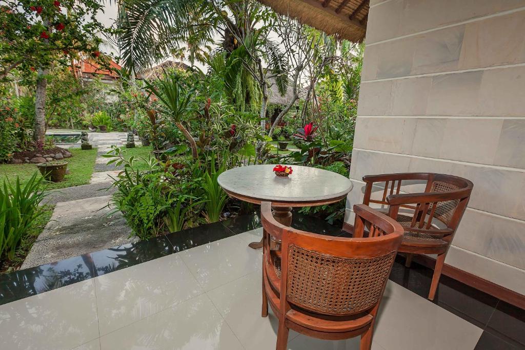 Двухместный (Улучшенный двухместный номер с 1 кроватью), Ubud Inn Cottage by Prasi