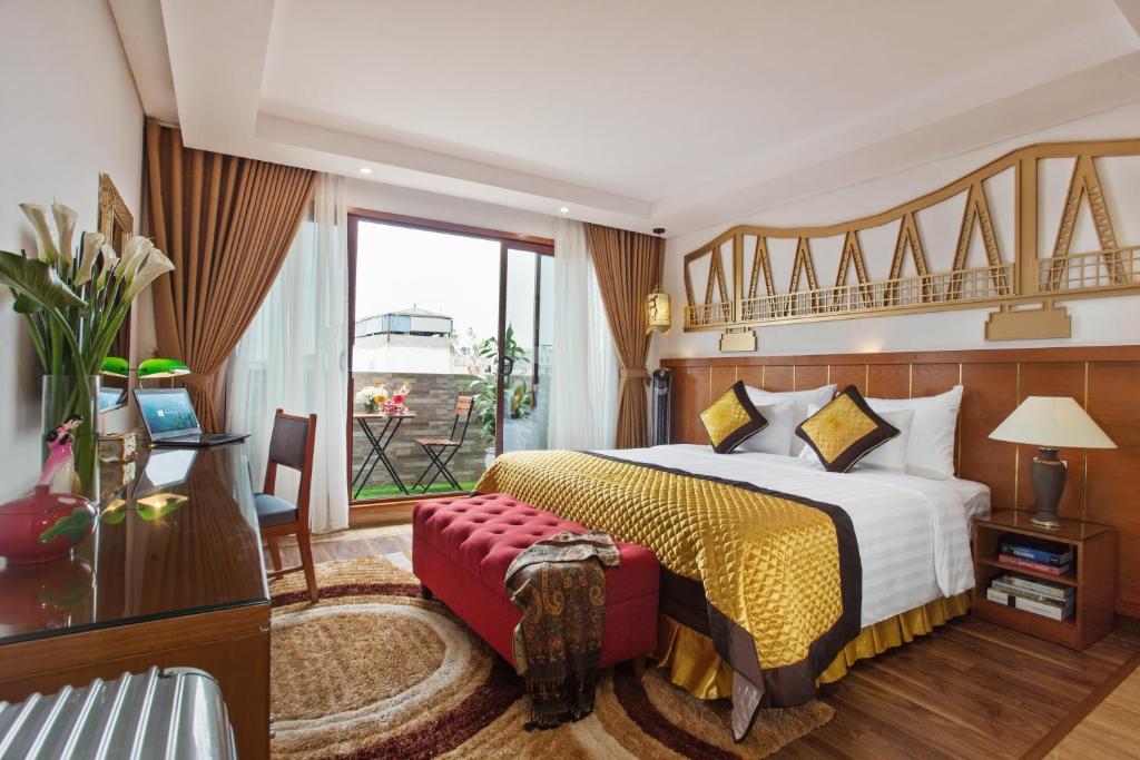 Студио (Premium Balcony Double or Twin) отеля Hanoi Golden Holiday Hotel, Ханой