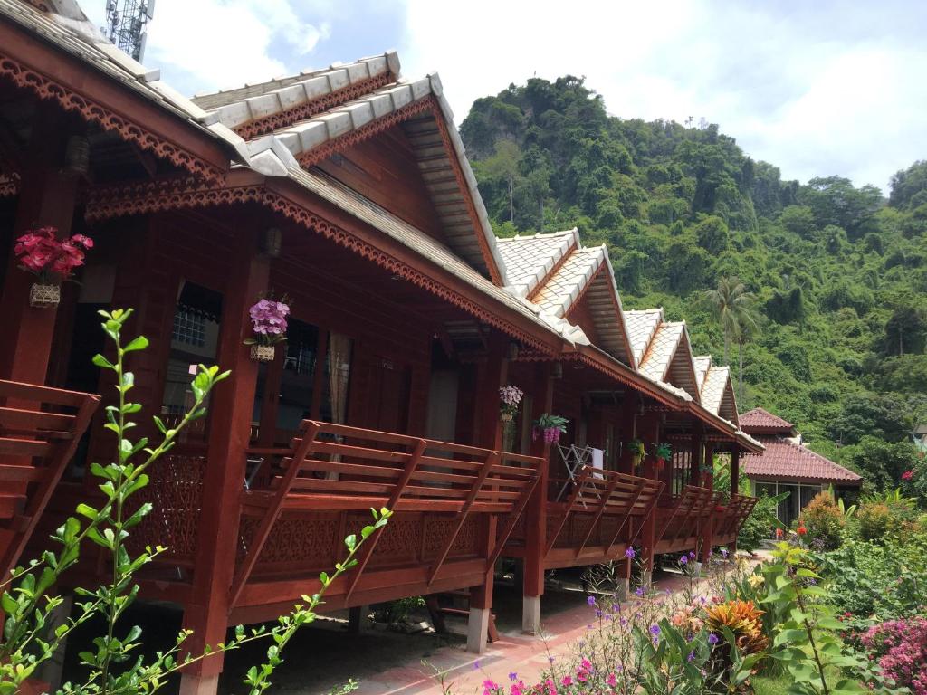 Номер (Бунгало с двуспальной кроватью), Phi Phi Maiyada Resort