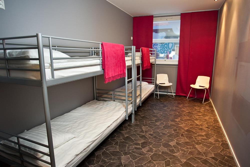 Четырехместный (Четырехместный номер с общей ванной комнатой) хостела Dream Hostel & Hotel Tampere, Тампере