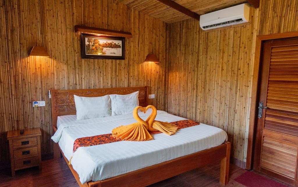Сьюит (Суперлюкс с видом на реку) отеля Sok Sabay Resort, Сиануквиль