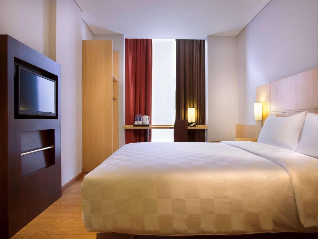 Двухместный (Стандартный двухместный номер с 1 кроватью) отеля Ibis Jakarta Senen, Джакарта
