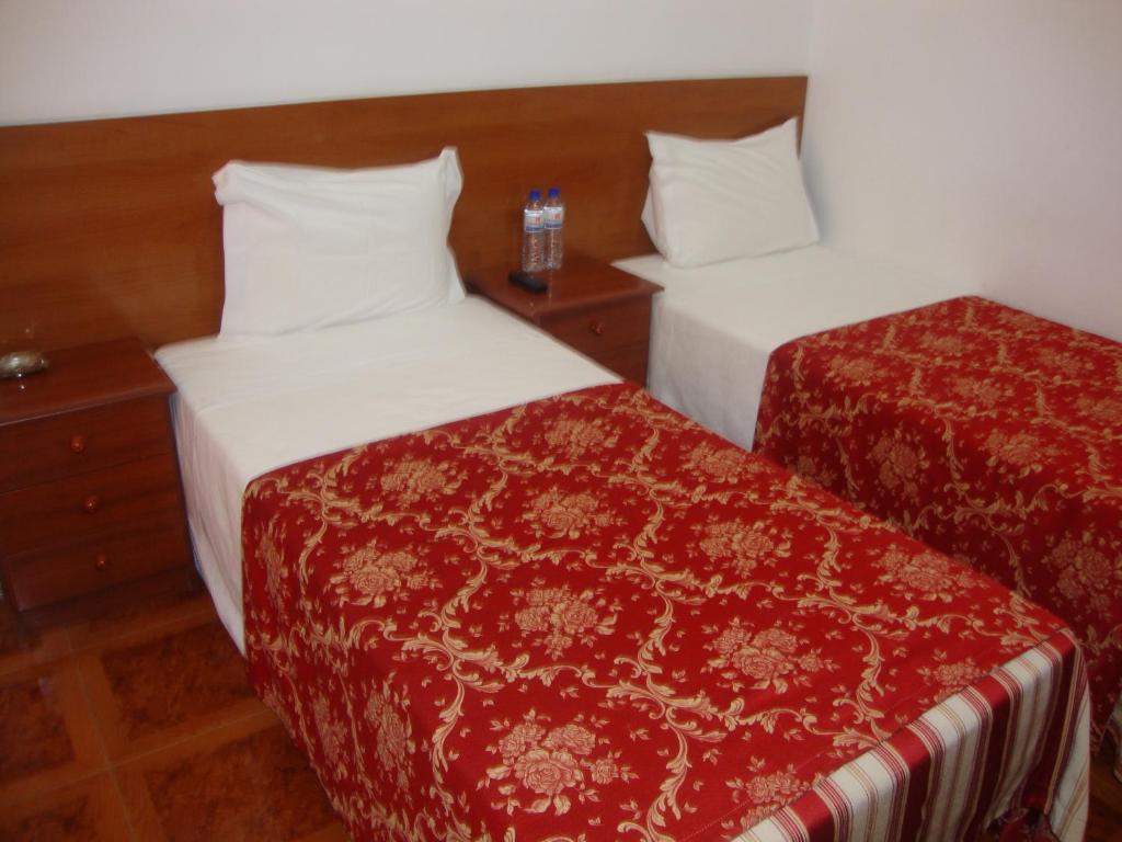 Двухместный (Двухместный номер с 1 кроватью или 2 отдельными кроватями) гостевого дома Residencial Valentina, Лиссабон