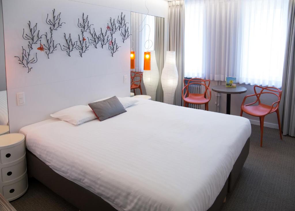 Двухместный (Двухместный номер «Комфорт» с 1 кроватью или 2 отдельными кроватями) отеля Hotel Glenmore, Остенде