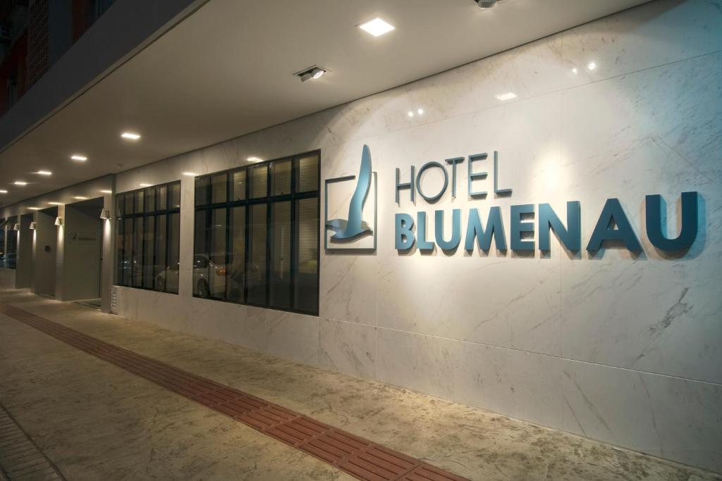 Отель Hotel Blumenau, Балнеариу-Камбориу
