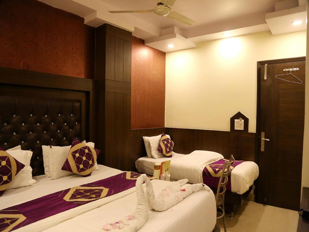 Hotel Shivam International