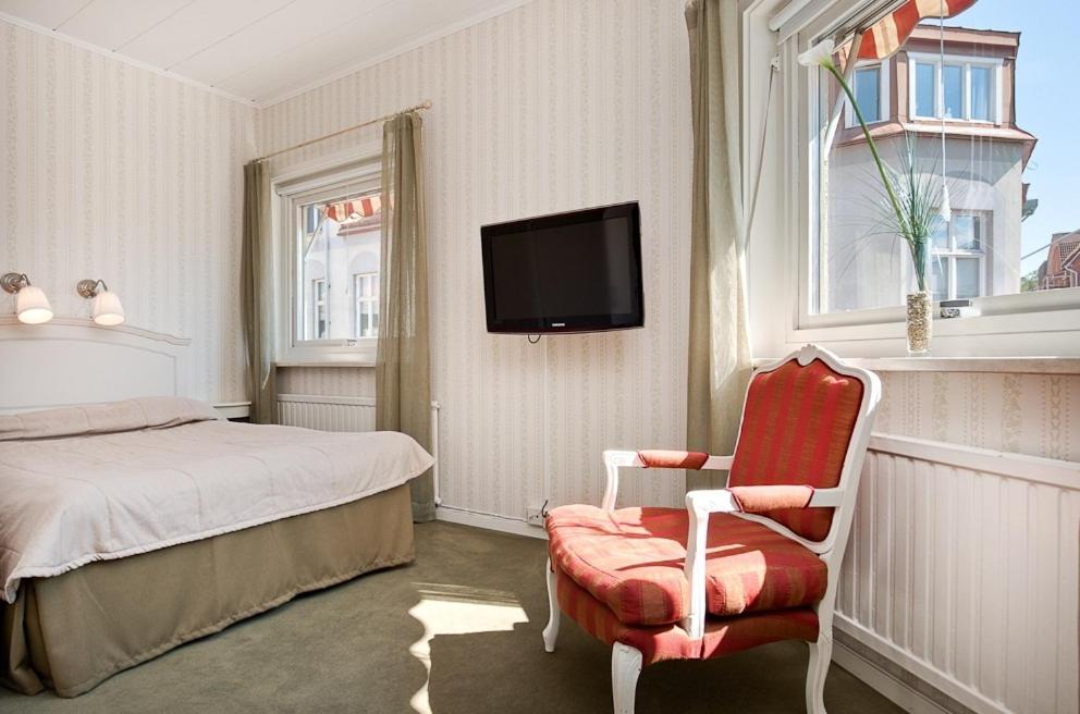 Двухместный (Большой двухместный номер с 1 кроватью или 2 отдельными кроватями) отеля Hotel Jämteborg, Эстерсунд