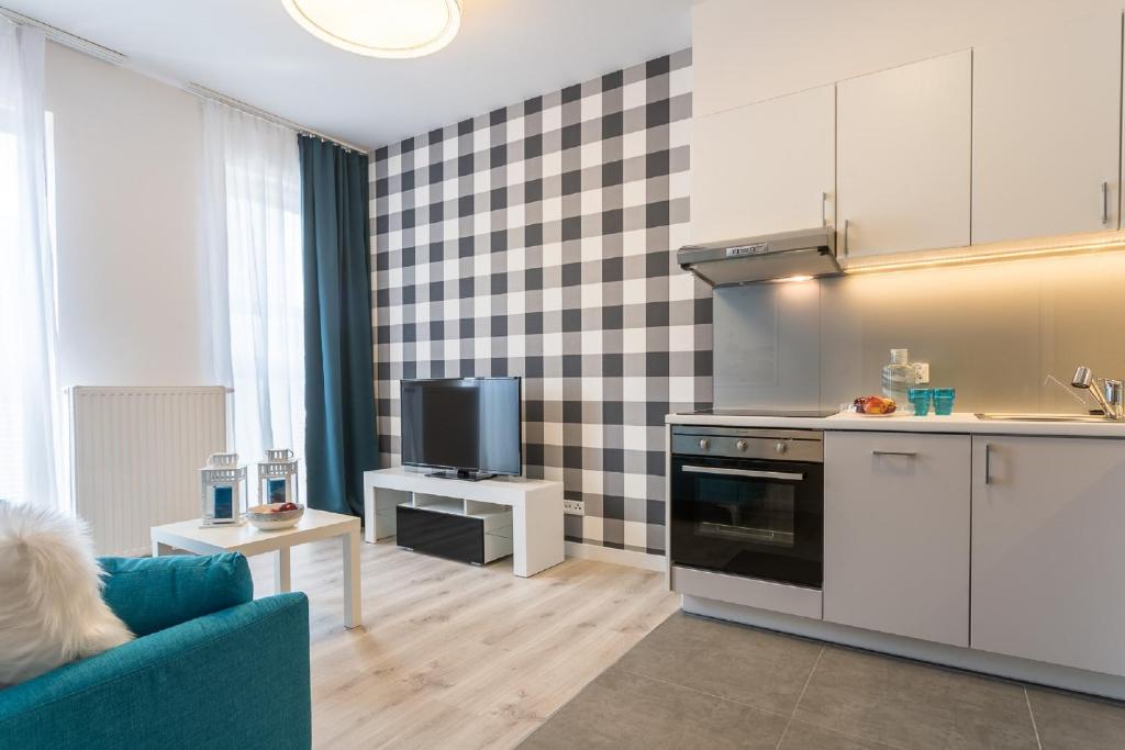 Апартаменты (Апартаменты с 2 спальнями и мезонином), Apartament24 Dąbrowskiego