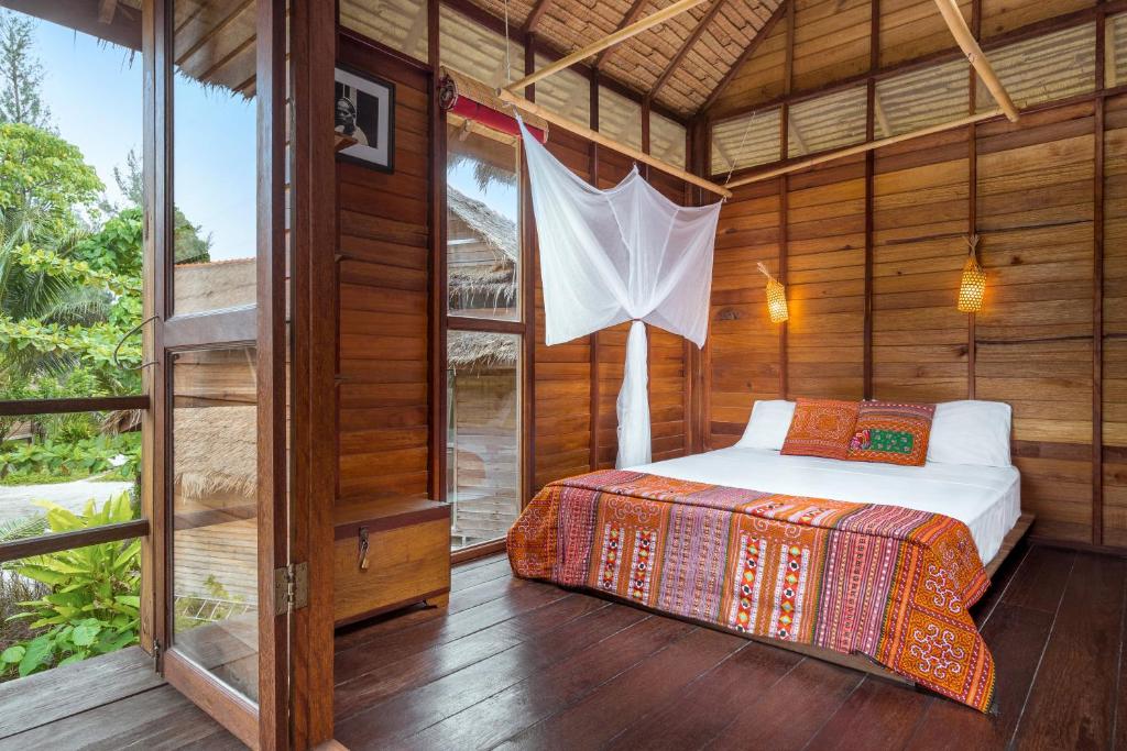 Номер (Бунгало Breezy с видом на море), Castaway Resort Koh Lipe