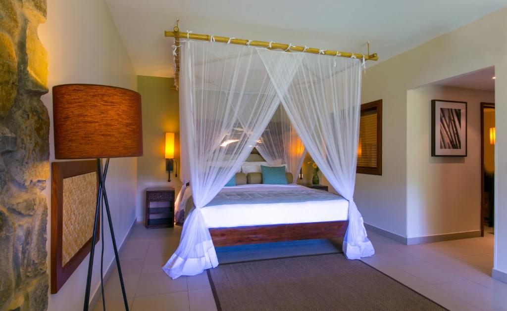 Двухместный (Двухместный номер с 2 отдельными кроватями и видом на море) курортного отеля Kempinski Seychelles Resort, Такамака