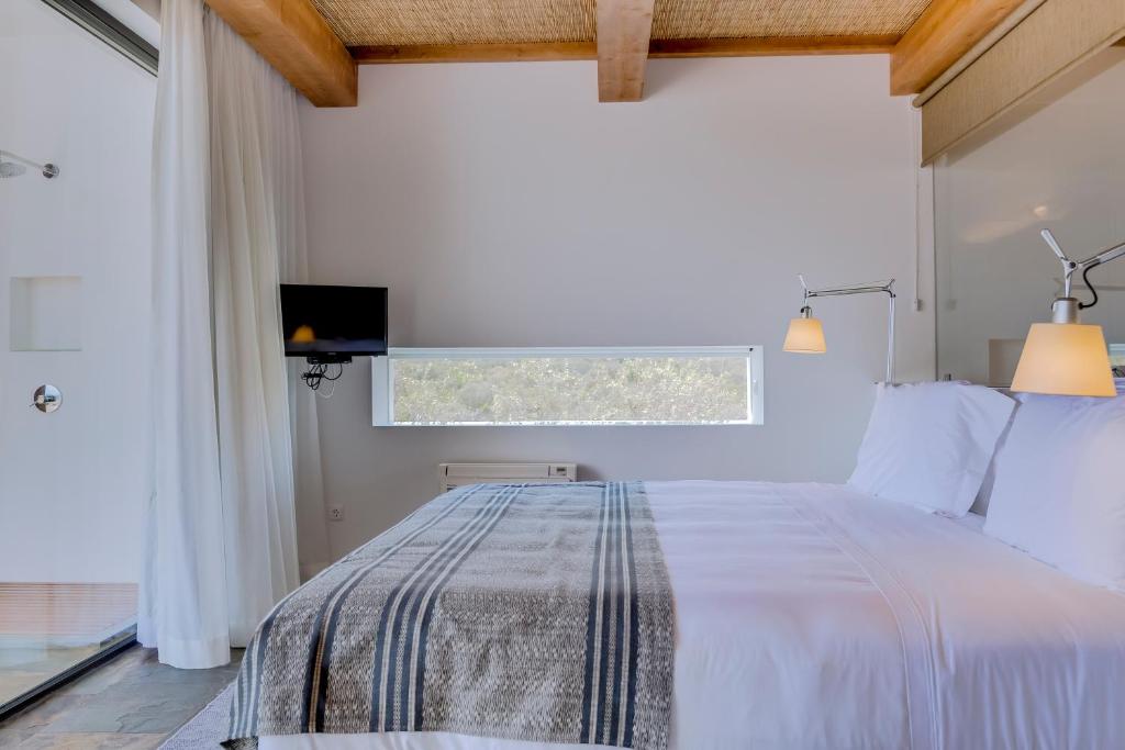 Двухместный (Двухместный номер «Премиум» с 1 кроватью или 2 отдельными кроватями) загородного отеля Monte Velho Equo-Resort, Эвора