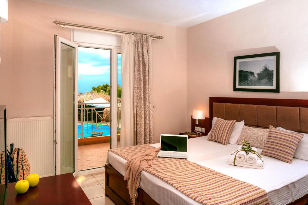 Двухместный (Двухместный номер с 1 кроватью или 2 отдельными кроватями) отеля Hotel Potos, Потос