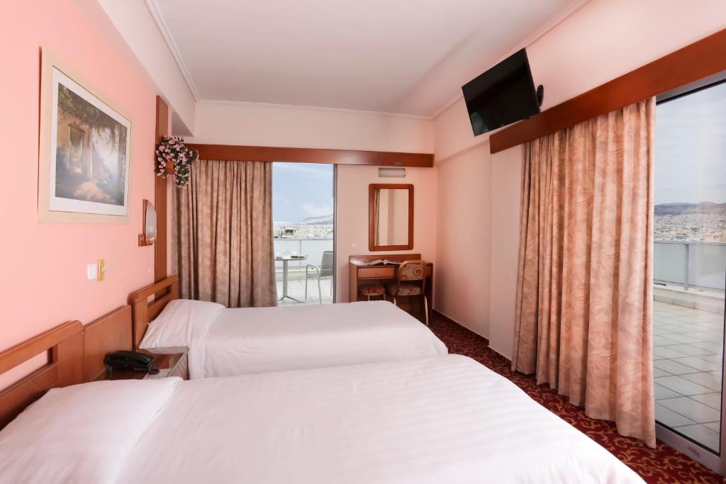 Двухместный (Двухместный номер Делюкс с 1 кроватью или 2 отдельными кроватями) отеля Xenophon Hotel, Афины