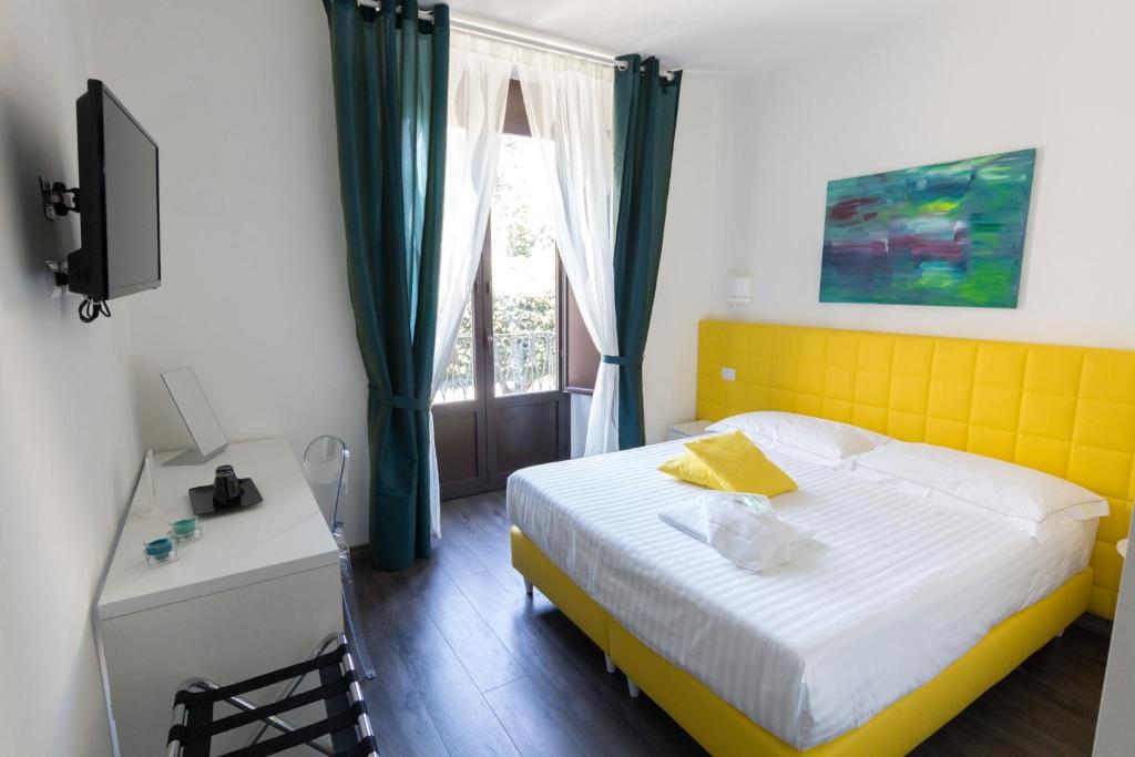 Двухместный (Двухместный номер «Комфорт» с 1 кроватью) гостевого дома Etna Suite Group, Катания