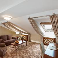 Сьюит (Полулюкс) отеля Kempinski Hotel Cathedral Square, Вильнюс