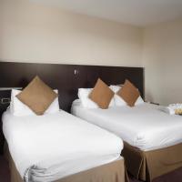 Трехместный (Стандартный трехместный номер) отеля Apogia Paris, Париж