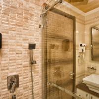 Сьюит (Люкс с балконом) отеля Wellness & Spa Hotel ACD, Херцег-Нови