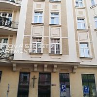 Апартаменты (Улучшенные апартаменты с 2 спальнями) апартаментов Holiday Apartments, Карловы Вары