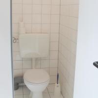 Двухместный (Двухместный номер с 2 отдельными кроватями и общей ванной комнатой) отеля Die Fabrik - baxpax Hotel, Берлин