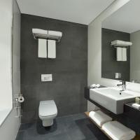 Сьюит (Пакет услуг Staycation - Люкс Tryp «Премиум», бесплатный трансфер от/до пляжа, 25% скидка на еду и напитки, услуги прачечной и спа-процедуры, ранняя р�) отеля TRYP by Wyndham Dubai, Дубай