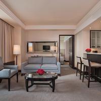 Сьюит (Люкс с 1 спальней, двуспальная кровать) отеля Crimson Hotel Filinvest City, Manila, Манила