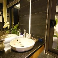 Студио (Standard Studio Apartment - Complimentary Foot bath Daily) отеля John Boutique Villa Apartment, Дананг
